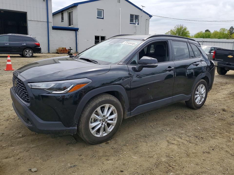 51646446 :رقم المزاد ، 7MUCAABG0RV082600 vin ، 2024 Toyota Corolla Cross مزاد بيع