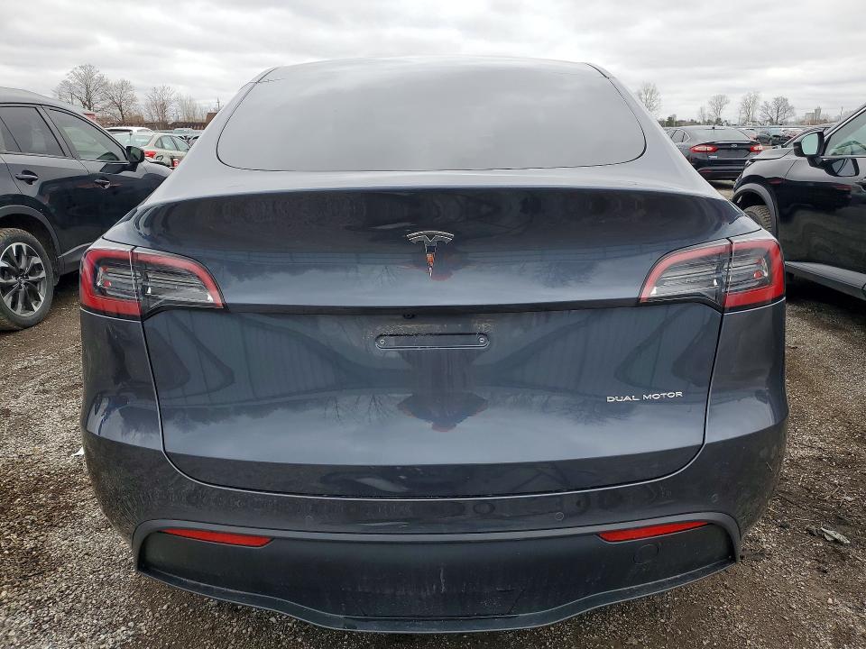 Продажа на аукционе авто 2022 Tesla Model Y, vin: 7SAYGDEE7NF516992, номер лота: 46992746