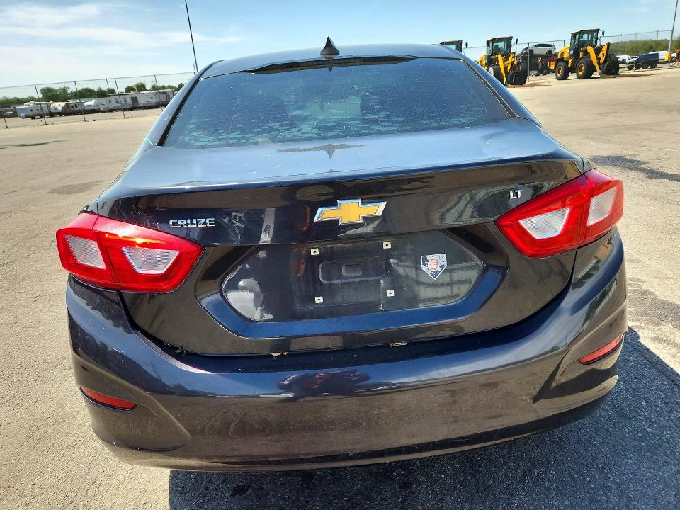 2017 Chevrolet Cruze მანქანა იყიდება აუქციონზე, vin: 1G1BE5SM0H7182155, აუქციონის ნომერი: 50810946