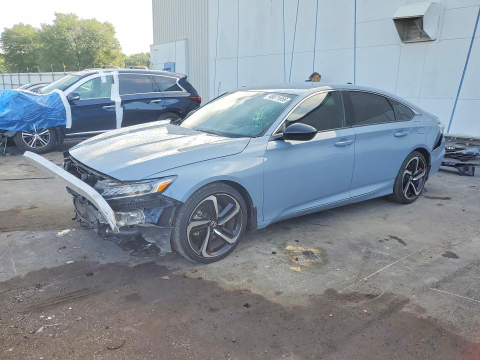 Auction sale of the 2022 Honda Accord, vin: 1HGCV1F36NA097651, lot number: 48871656