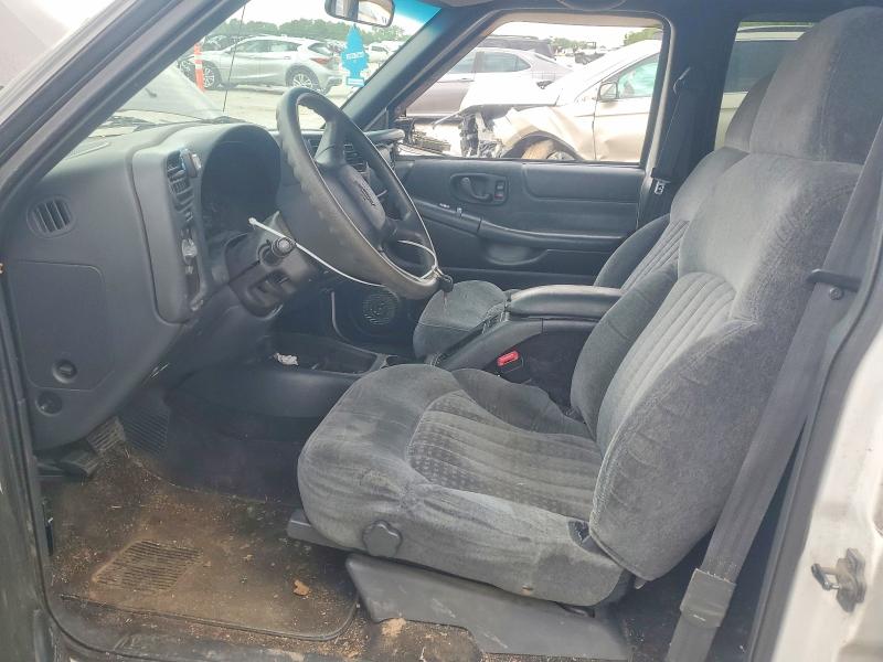 Продаж на аукціоні авто 2000 Chevrolet Blazer, vin: 1GNDT13W7Y2342972, номер лоту: 52035866