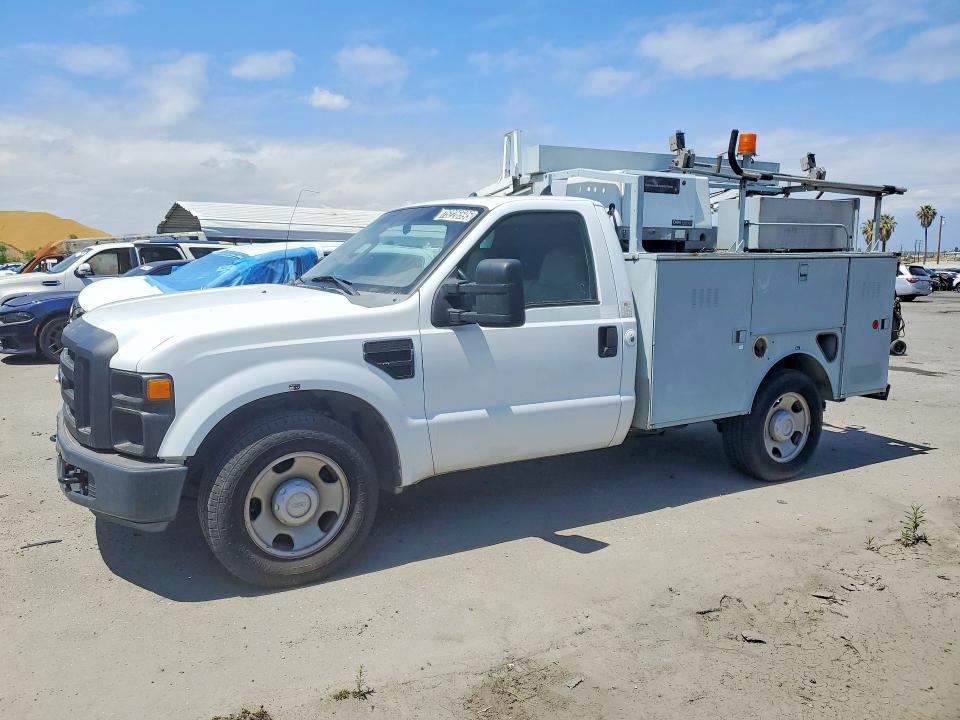 75226595 :رقم المزاد ، 1FTWF30528EA29441 vin ، 2008 Ford F350 مزاد بيع