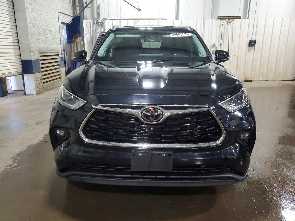 49642746 :رقم المزاد ، 5TDKDRBH8PS027183 vin ، 2023 Toyota Highlander مزاد بيع