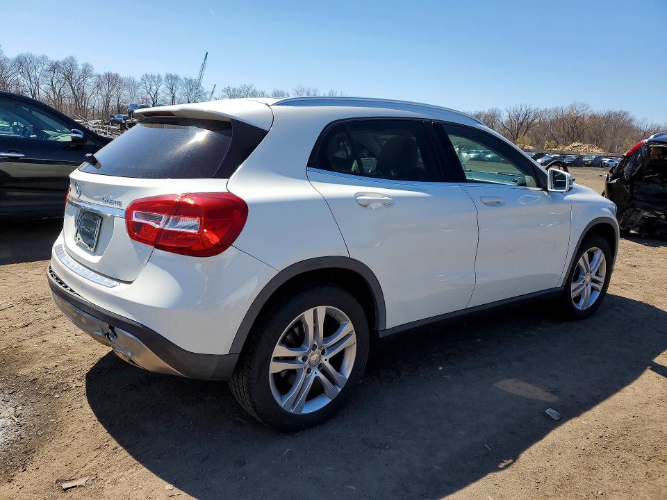 Продаж на аукціоні авто 2015 Mercedes-benz Gla, vin: WDCTG4GB5FJ184243, номер лоту: 48304496