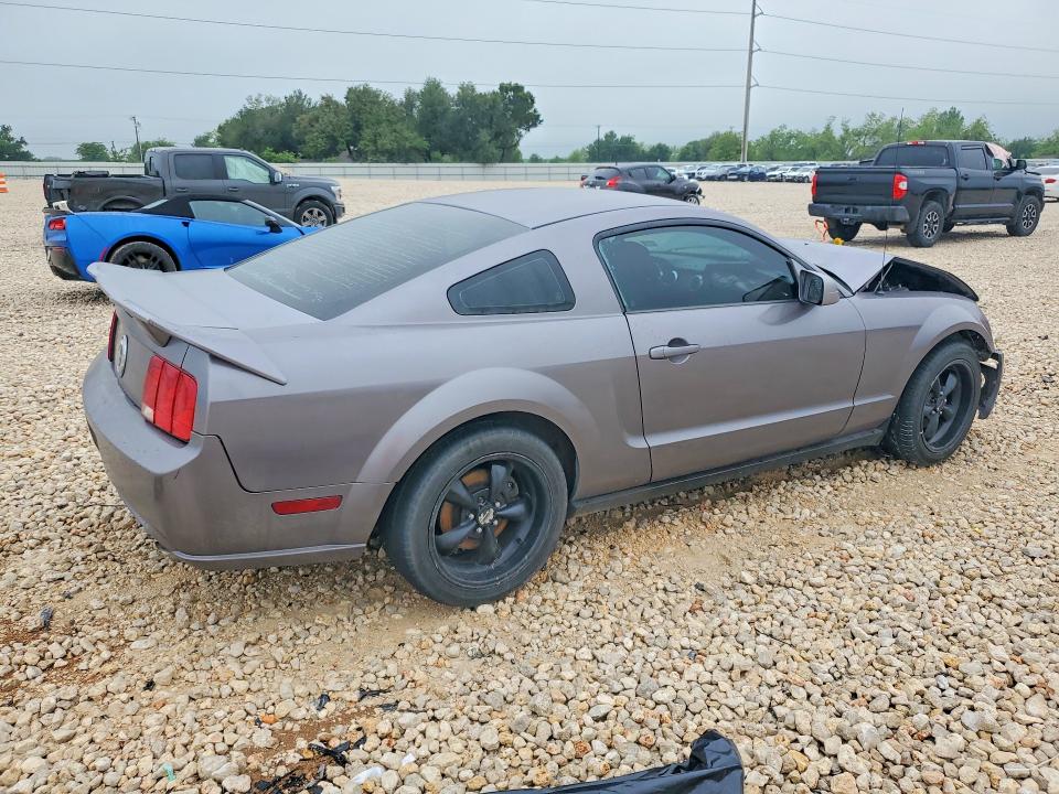 50478056 :رقم المزاد ، 1ZVFT80N675335110 vin ، 2007 Ford Mustang مزاد بيع