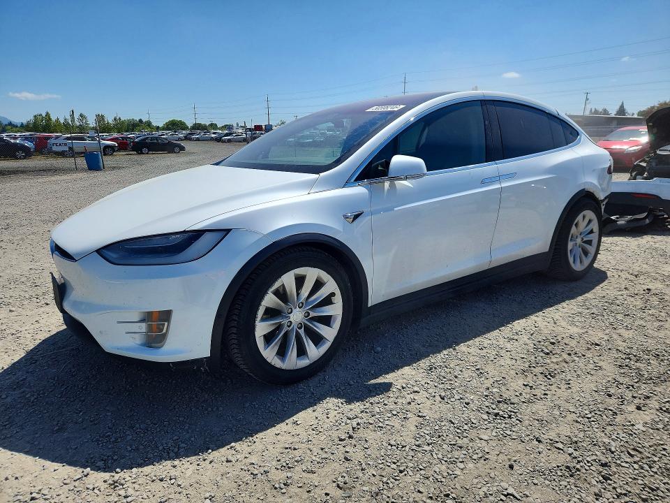 Продажа на аукционе авто 2020 Tesla Model X, vin: 5YJXCDE26LF235211, номер лота: 50598246