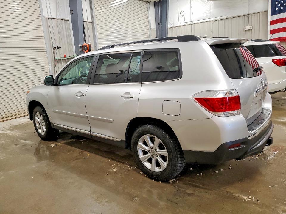 50832606 :رقم المزاد ، 5TDBK3EH1BS079021 vin ، 2011 Toyota Highlander مزاد بيع