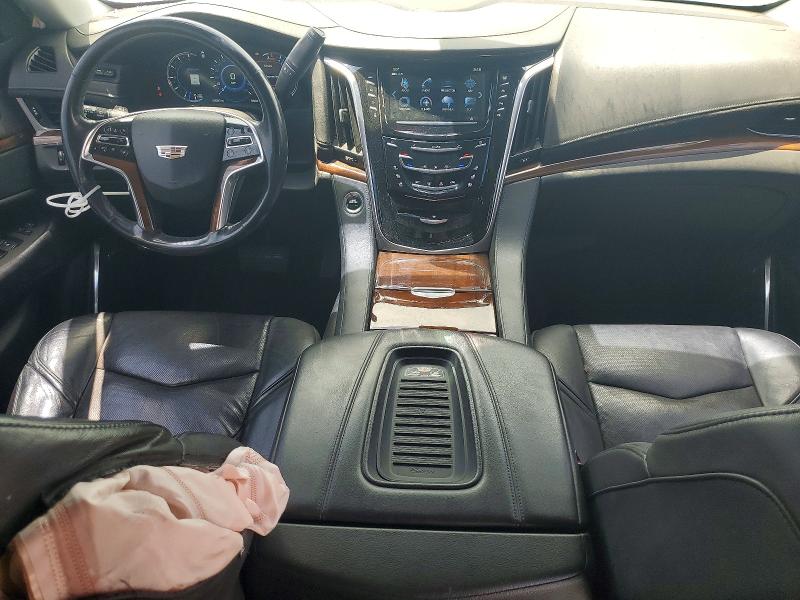 Продажа на аукционе авто 2020 Cadillac Escalade, vin: 1GYS3BKJ2LR241182, номер лота: 49571956