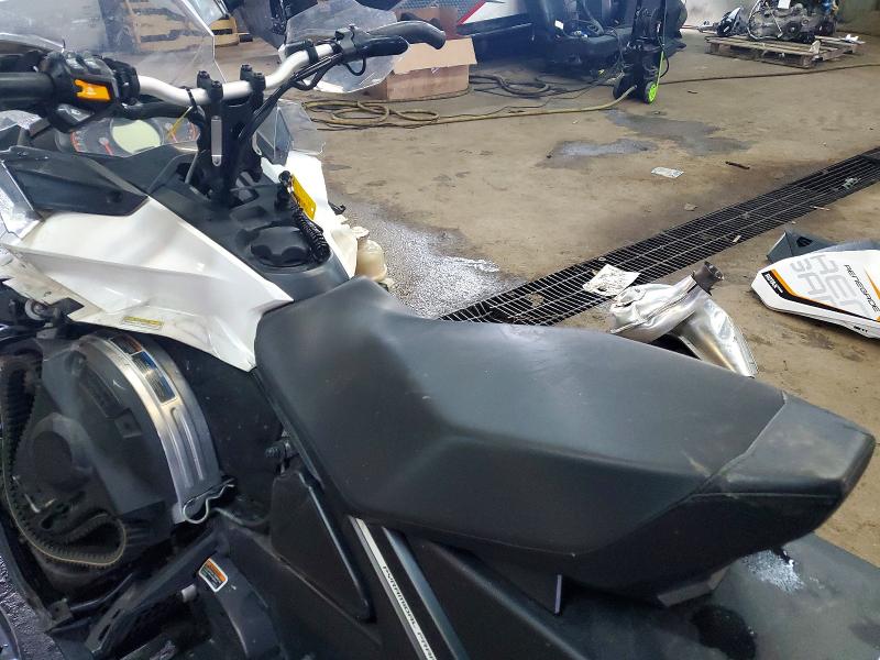 47811376 :رقم المزاد ، 2BPSUFHX6HV000031 vin ، 2017 Skid Renegade Adrenaline مزاد بيع