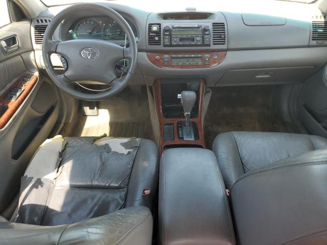 51624466 :رقم المزاد ، 4T1BF30K92U028784 vin ، 2002 Toyota Camry مزاد بيع