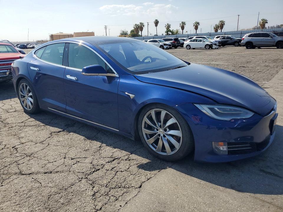 2020 Tesla Model S მანქანა იყიდება აუქციონზე, vin: 5YJSA1E22LF391454, აუქციონის ნომერი: 51459846