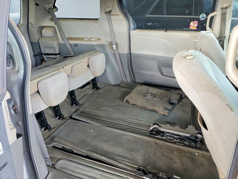 Продажа на аукционе авто 2011 Toyota Sienna, vin: 5TDKK3DC7BS112318, номер лота: 49172266