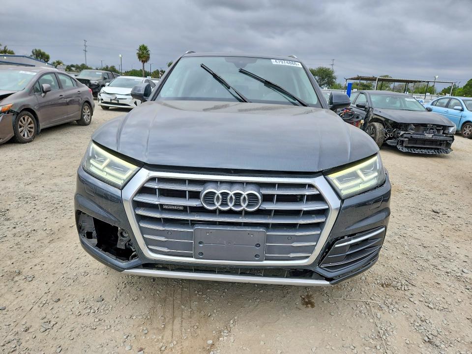 47974886 :رقم المزاد ، WA1BNAFY2J2047253 vin ، 2018 Audi Q5 مزاد بيع