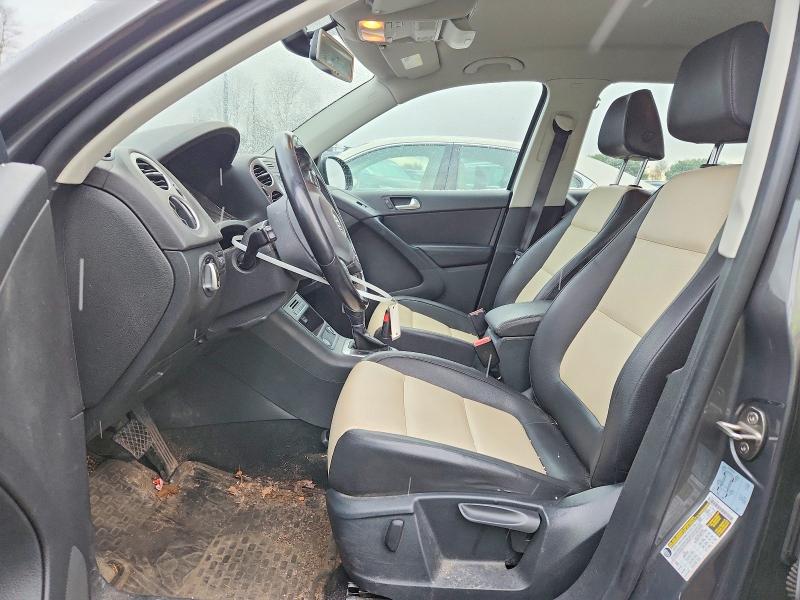 49175906 :رقم المزاد ، WVGBV7AX8GW598677 vin ، 2016 Volkswagen Tiguan مزاد بيع
