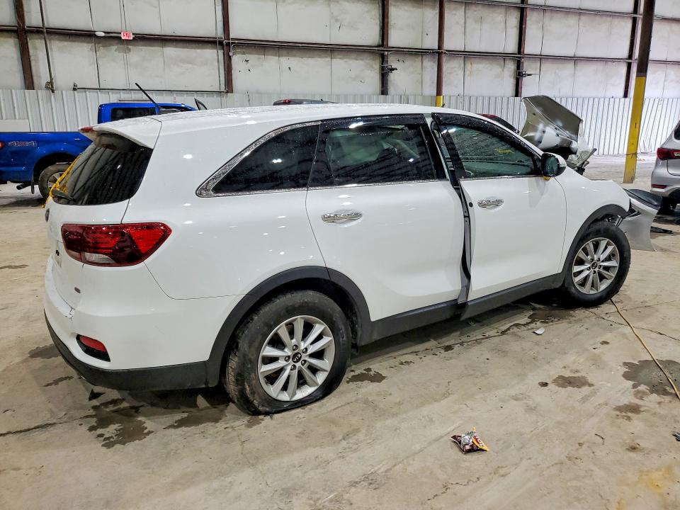 51639456 :رقم المزاد ، 5XYPG4A38KG611742 vin ، 2019 Kia Sorento مزاد بيع