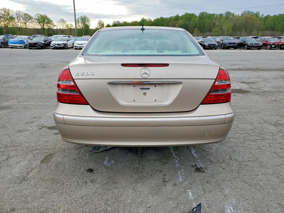 48842256 :رقم المزاد ، WDBUF70J64A429160 vin ، 2004 Mercedes-benz E مزاد بيع