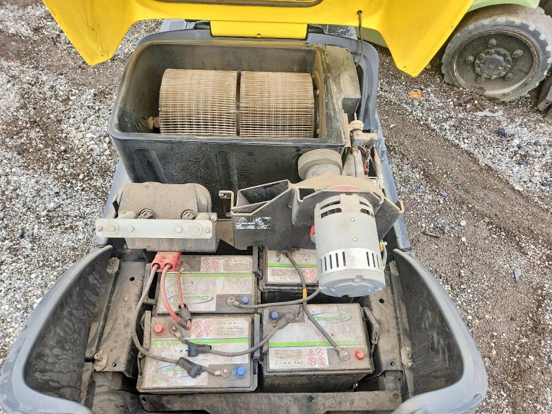 50266726 :رقم المزاد ، 128010100117 vin ، 2012 Other Karcher 28 Sweep مزاد بيع