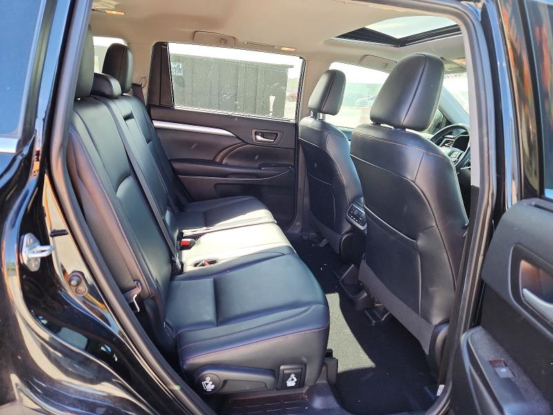 Продаж на аукціоні авто 2019 Toyota Highlander, vin: 5TDJZRFH1KS563442, номер лоту: 50402786