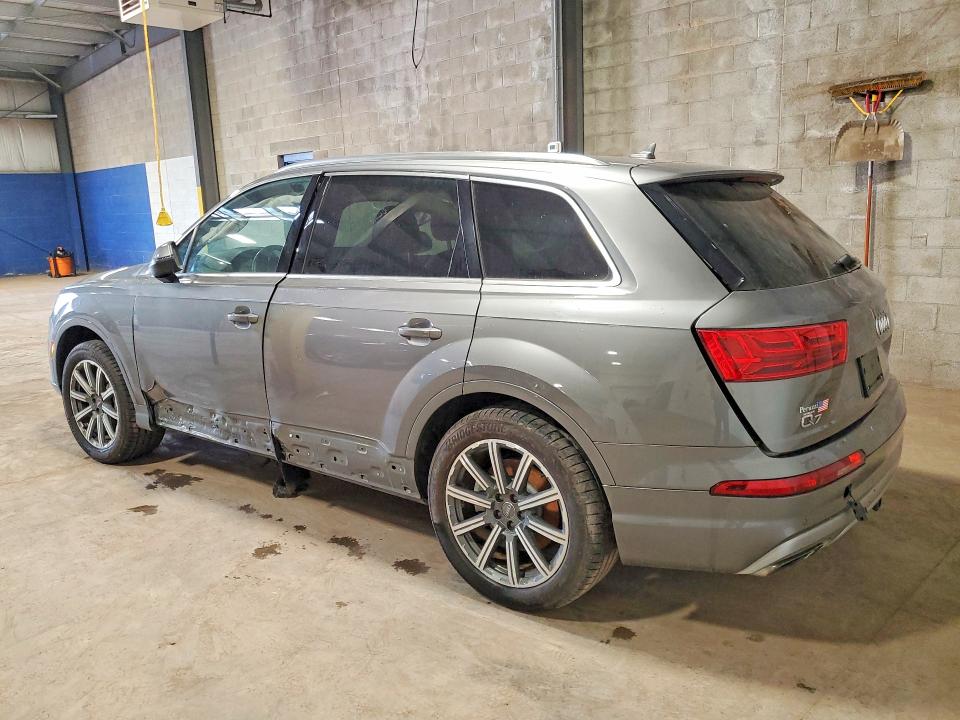 Продажа на аукционе авто 2017 Audi Q7, vin: WA1LAAF73HD028068, номер лота: 46320536