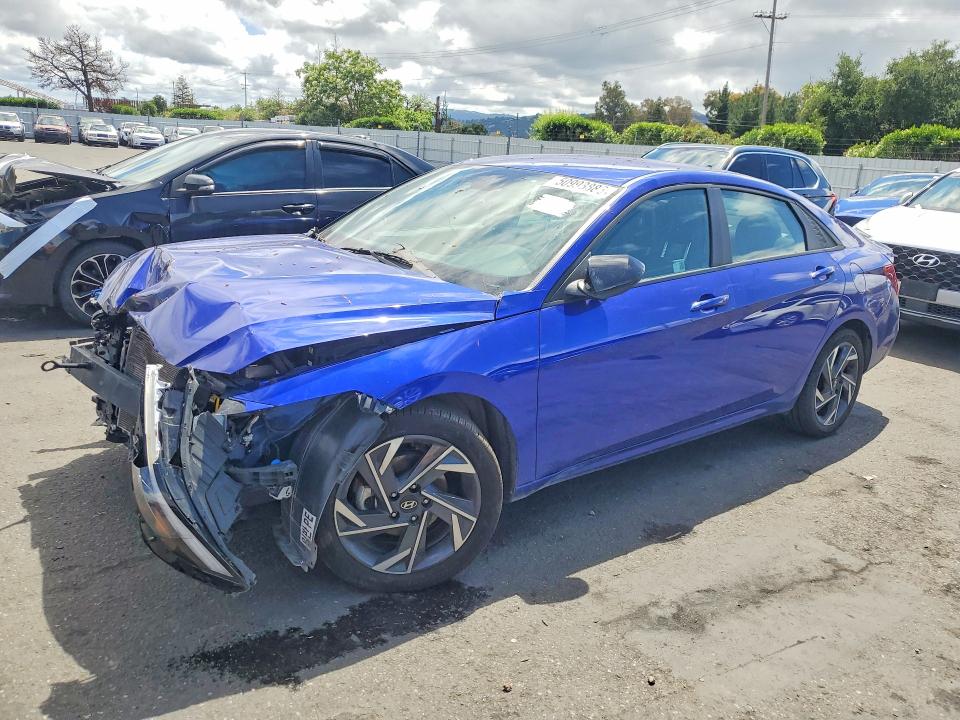 Auction sale of the 2025 Hyundai Elantra, vin: KMHLM4DG0SU916636, lot number: 50998886