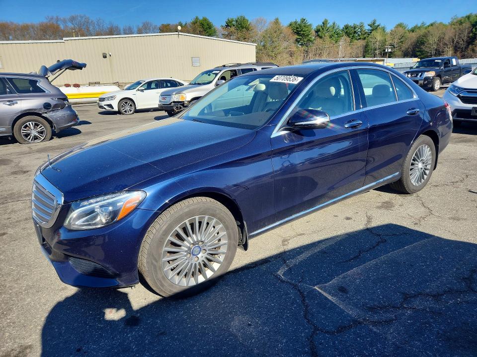 2015 Mercedes-benz C მანქანა იყიდება აუქციონზე, vin: 55SWF4KB7FU006255, აუქციონის ნომერი: 50709636