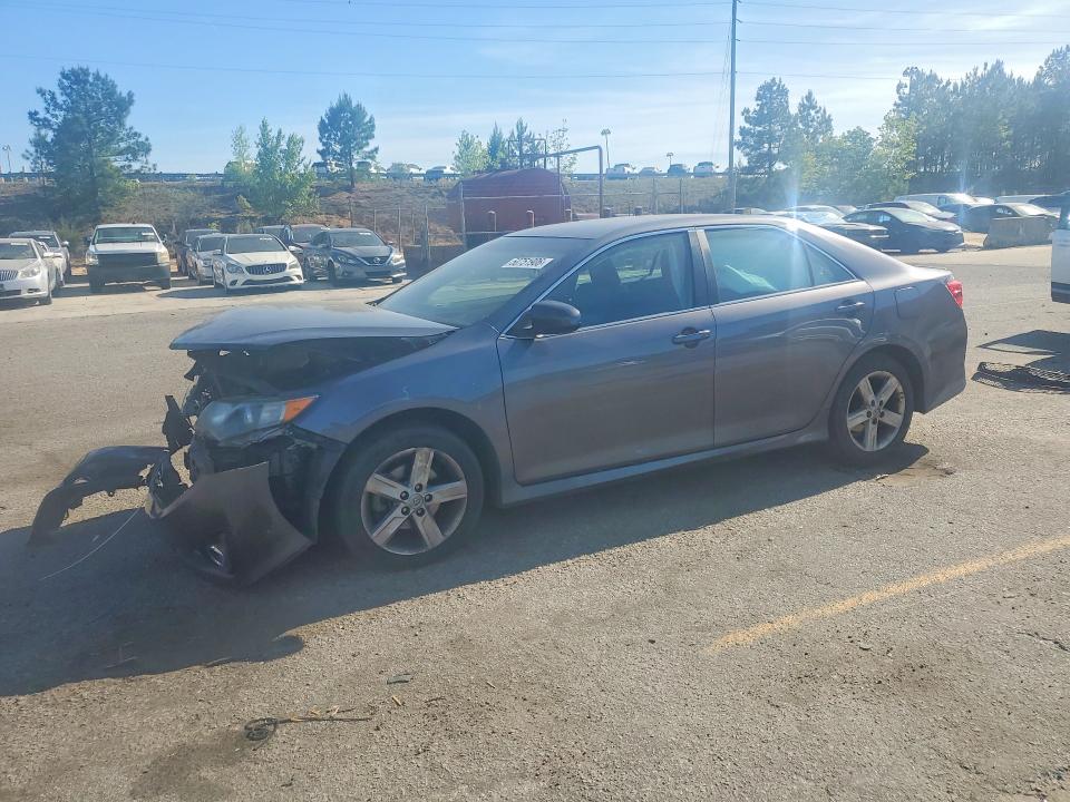 50751906 :رقم المزاد ، 4T1BF1FK8EU357119 vin ، 2014 Toyota Camry مزاد بيع