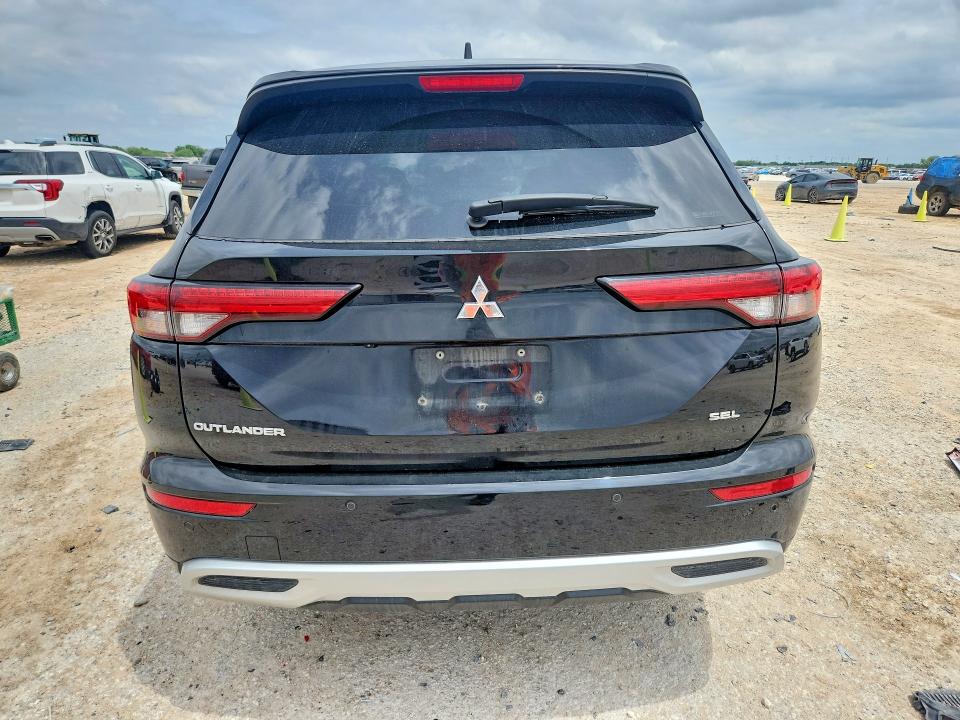 Продаж на аукціоні авто 2022 Mitsubishi Outlander, vin: JA4J4VA84NZ016371, номер лоту: 51139536