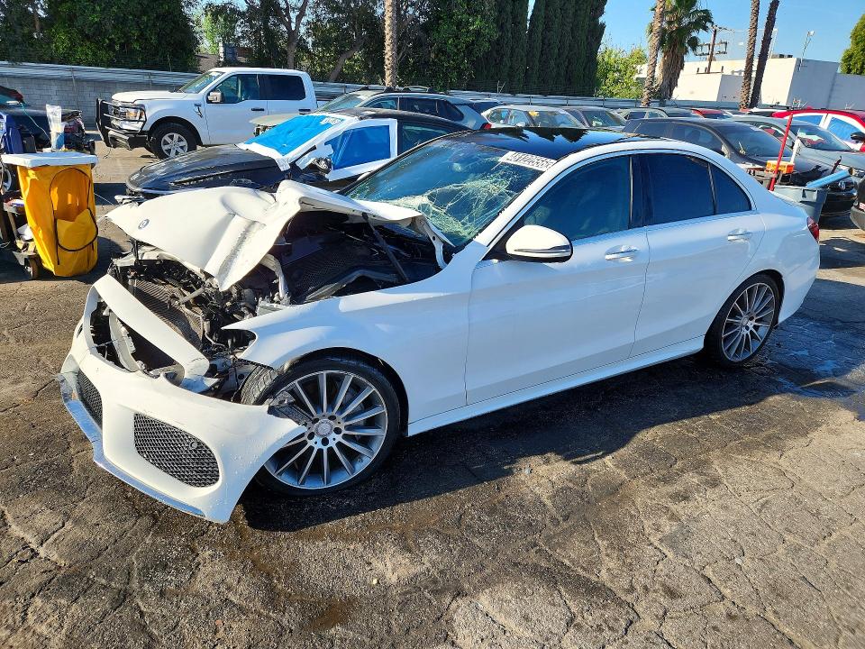 2016 Mercedes-benz C მანქანა იყიდება აუქციონზე, vin: 55SWF4JB5GU165925, აუქციონის ნომერი: 48122556