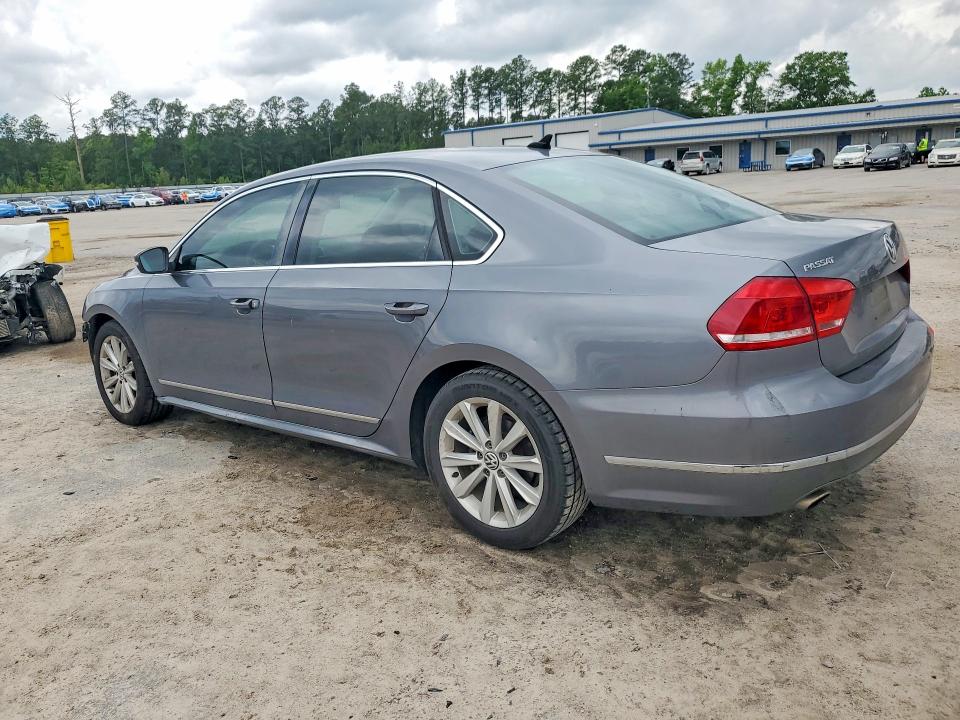51667686 :رقم المزاد ، 1VWCH7A38DC039251 vin ، 2013 Volkswagen Passat مزاد بيع