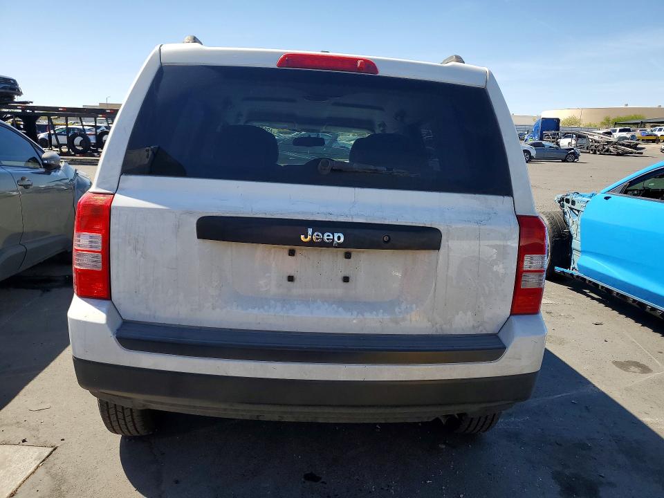 48857336 :رقم المزاد ، 1C4NJPBA4GD561449 vin ، 2016 Jeep Patriot مزاد بيع