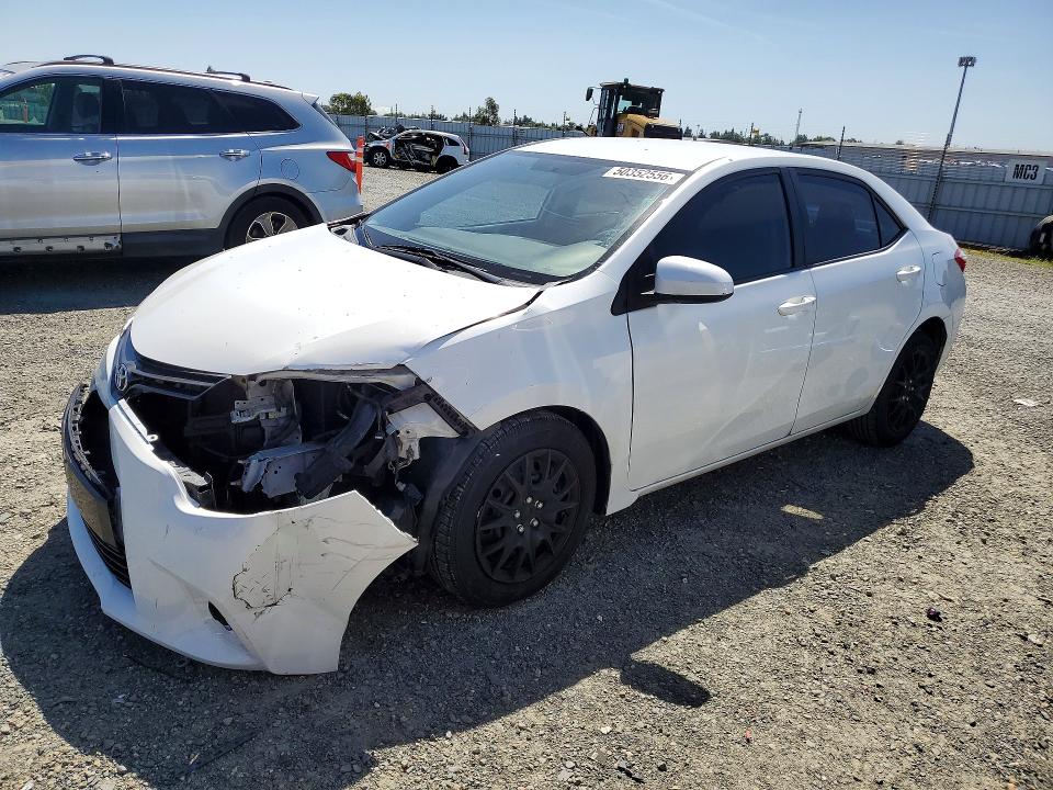 50352556 :رقم المزاد ، 5YFBURHE2FP240683 vin ، 2015 Toyota Corolla مزاد بيع