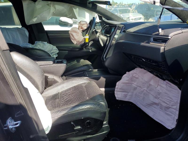 Продаж на аукціоні авто 2016 Tesla Model X, vin: 5YJXCBE2XGF022899, номер лоту: 77807475