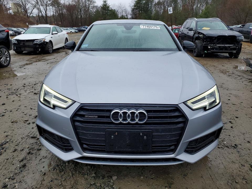 Продажа на аукционе авто 2018 Audi A4, vin: WAUENAF48JA063380, номер лота: 77404175