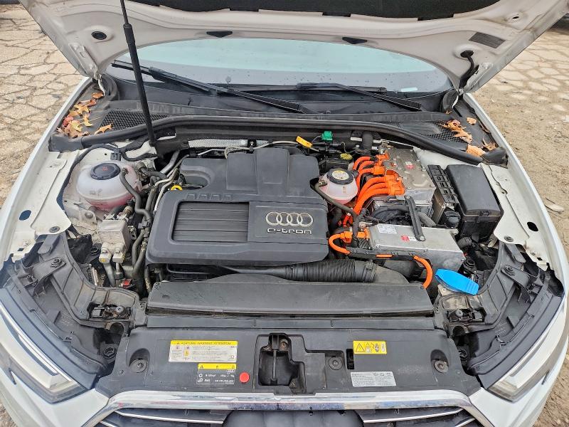 Продажа на аукционе авто 2018 Audi A3, vin: WAUTPBFF1JA067313, номер лота: 48439586