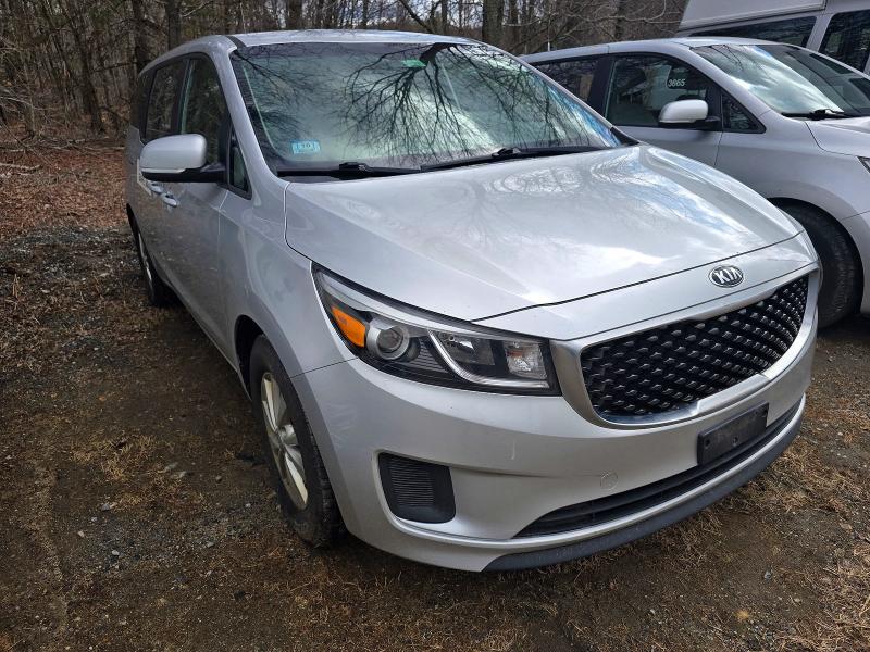 48683466 :رقم المزاد ، KNDMA5C17J6400720 vin ، 2018 Kia Sedona مزاد بيع