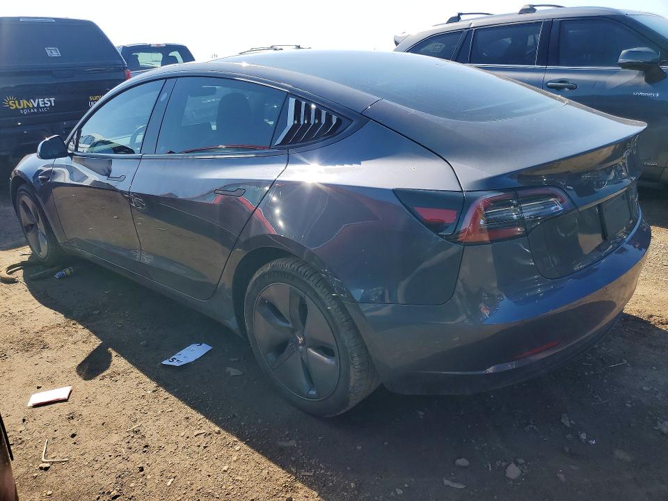 48687276 :رقم المزاد ، 5YJ3E1EB9JF066662 vin ، 2018 Tesla Model 3 مزاد بيع