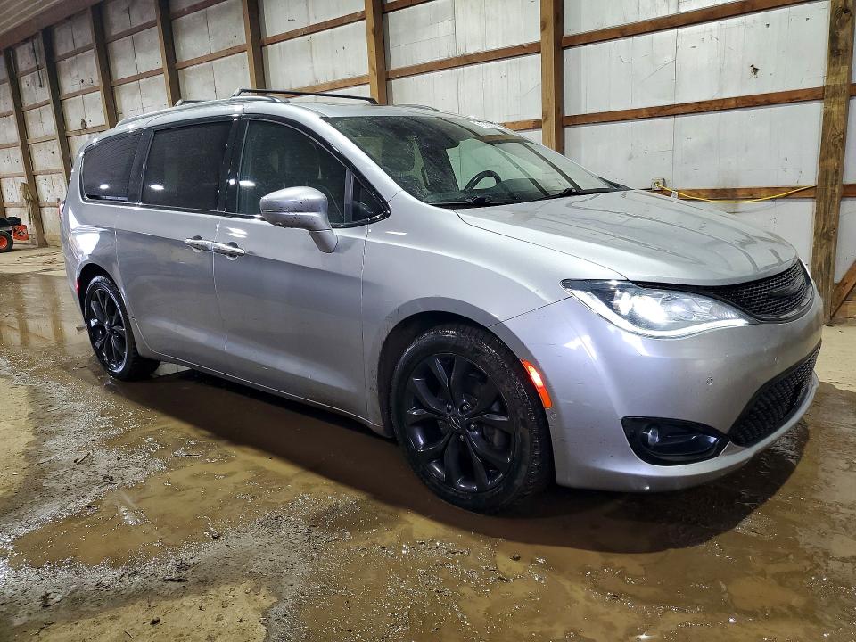 51505566 :رقم المزاد ، 2C4RC1GG4KR506057 vin ، 2019 Chrysler Pacifica مزاد بيع