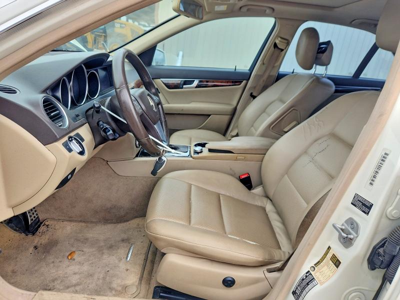 Продаж на аукціоні авто 2012 Mercedes-benz C, vin: WDDGF4HB2CA631993, номер лоту: 49574596