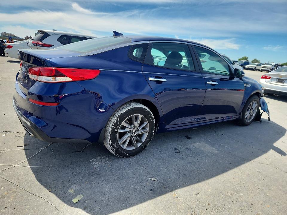 49068106 :رقم المزاد ، 5XXGT4L3XLG415851 vin ، 2020 Kia Optima مزاد بيع