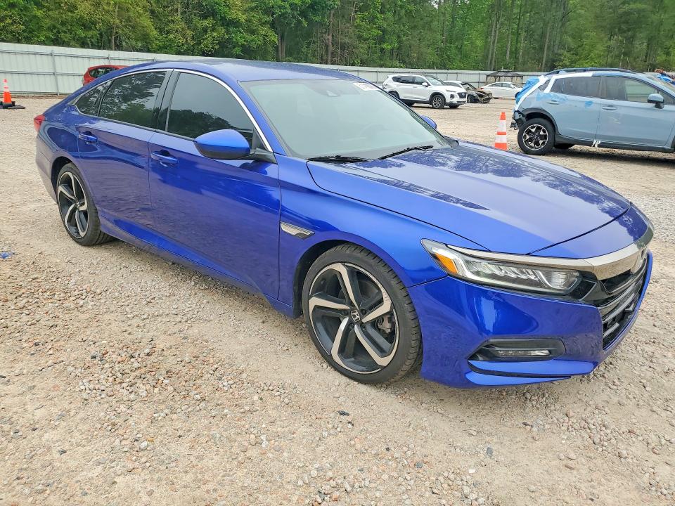 51418376 :رقم المزاد ، 1HGCV1F30KA015635 vin ، 2019 Honda Accord مزاد بيع