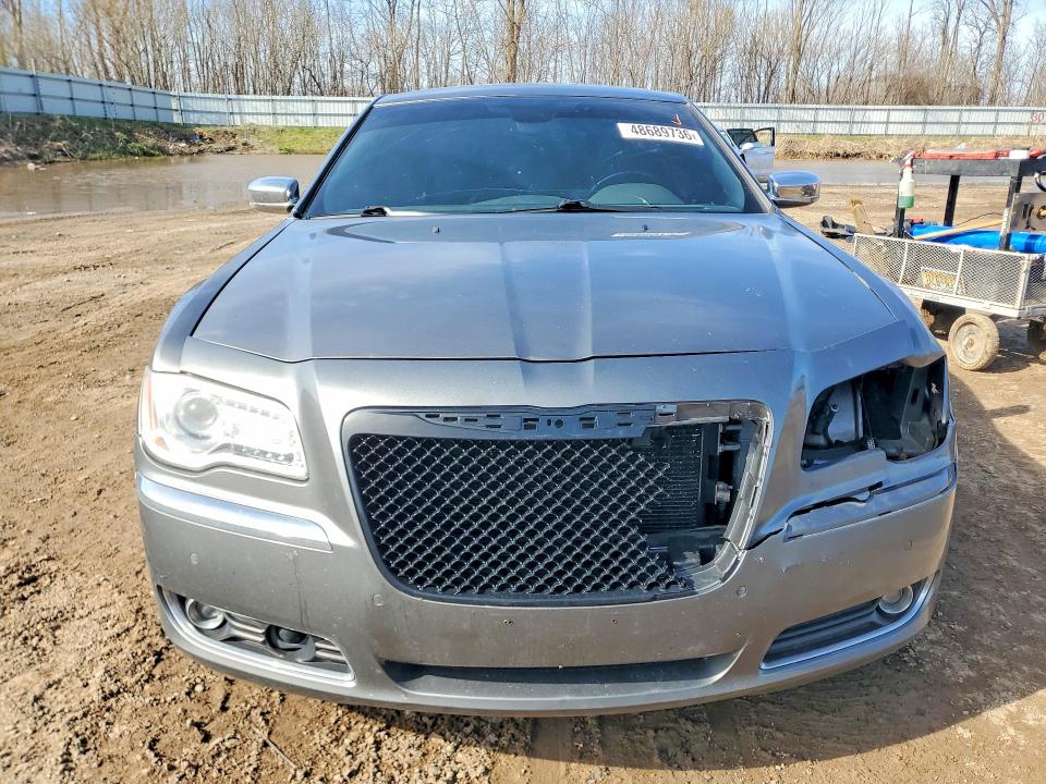 48689736 :رقم المزاد ، 2C3CA6CT1BH612732 vin ، 2011 Chrysler 300c مزاد بيع
