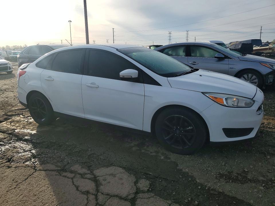 51070286 :رقم المزاد ، 1FADP3F26GL389376 vin ، 2016 Ford Focus مزاد بيع