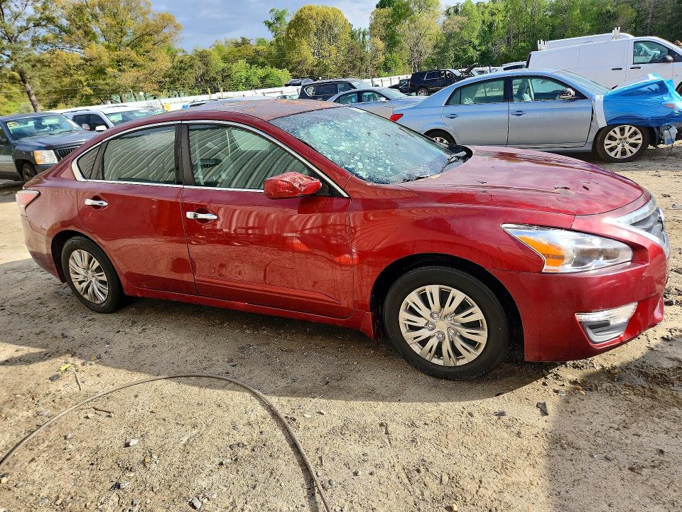 2015 Nissan Altima მანქანა იყიდება აუქციონზე, vin: 1N4AL3AP7FN402432, აუქციონის ნომერი: 50158216