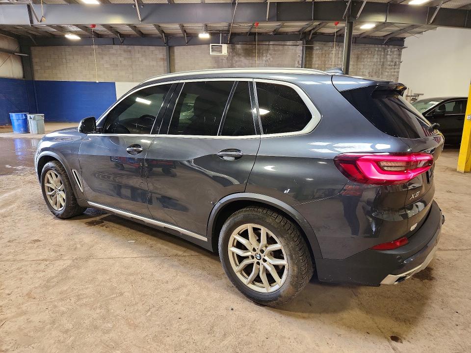48484936 :رقم المزاد ، 5UXCR6C06M9D87075 vin ، 2021 Bmw X5 مزاد بيع