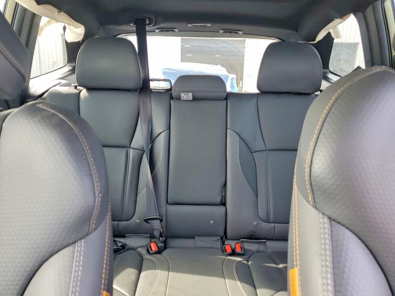 Продажа на аукционе авто 2022 Subaru Forester, vin: JF2SKAMC6NH421518, номер лота: 48276126