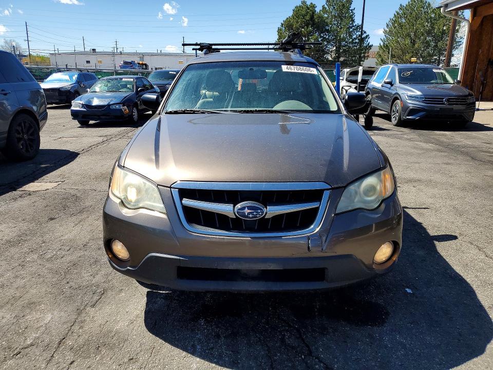 46708606 :رقم المزاد ، 4S4BP61C186340939 vin ، 2008 Subaru Outback مزاد بيع