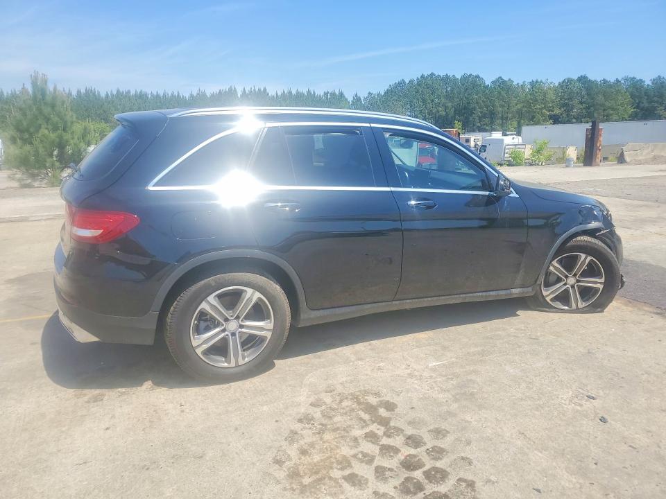49315606 :رقم المزاد ، WDC0G4JB5HF122780 vin ، 2017 Mercedes-benz Glc مزاد بيع