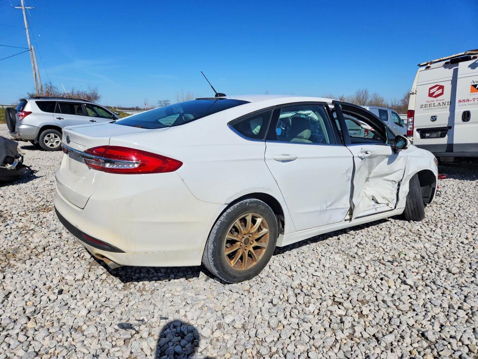 2018 Ford Fusion მანქანა იყიდება აუქციონზე, vin: 3FA6P0G72JR270931, აუქციონის ნომერი: 49248676