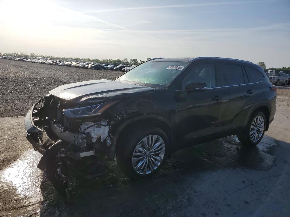 Продаж на аукціоні авто 2026 Toyota Highlander, vin: 5TDKDRBH5TS597622, номер лоту: 49588866