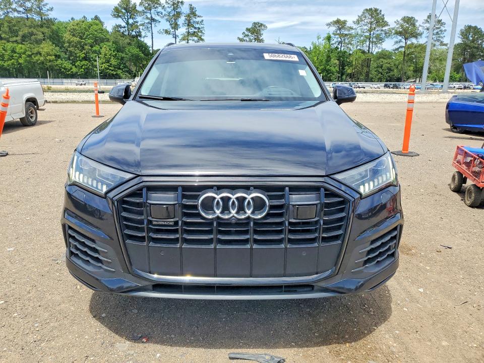 50682666 :رقم المزاد ، WA1VXAF78LD011654 vin ، 2020 Audi Q7 مزاد بيع